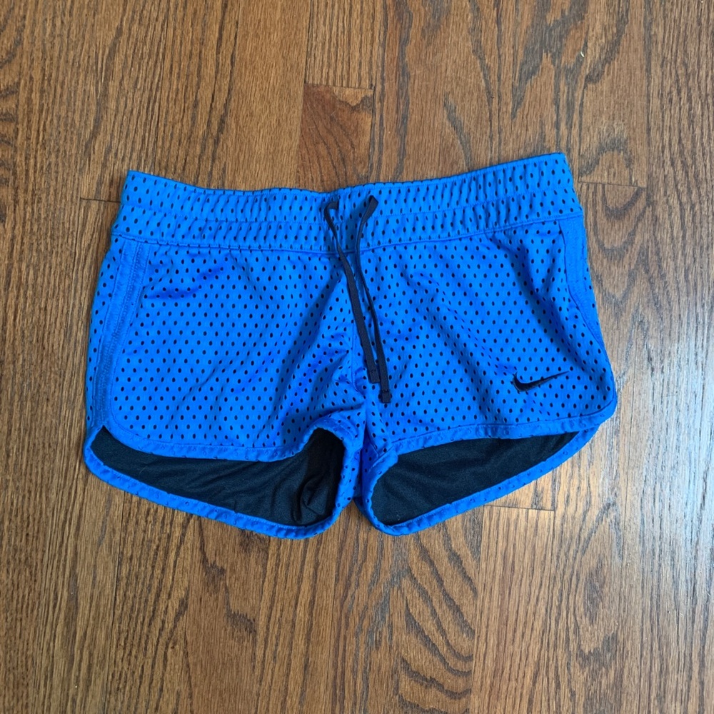 Super cute blue nike shorts!